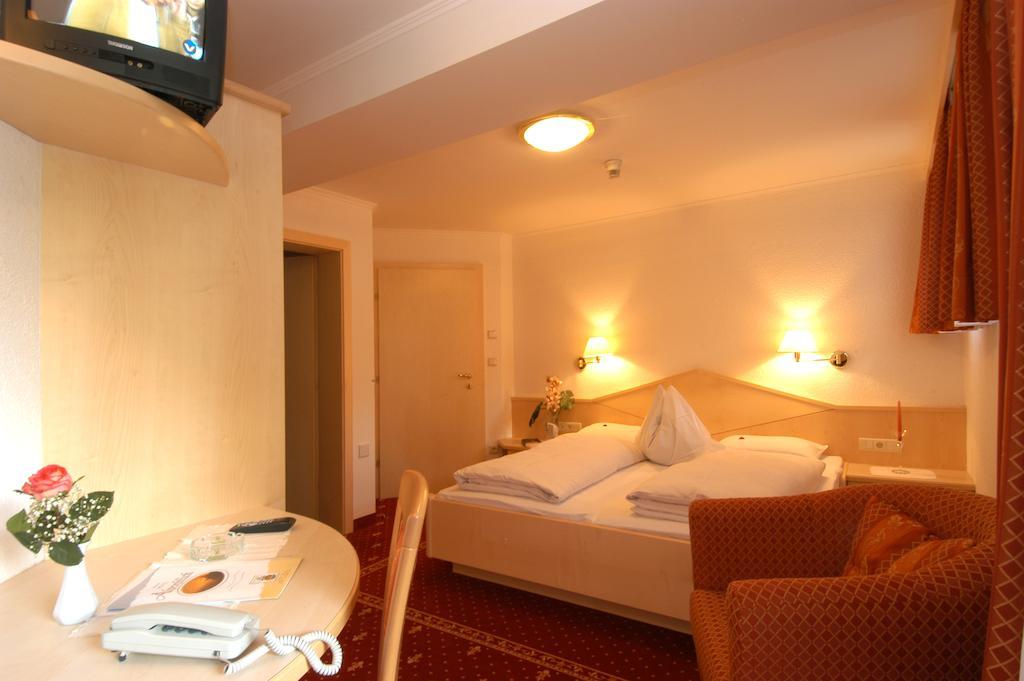 Hotel Alpenblick 프펠데르스 객실 사진